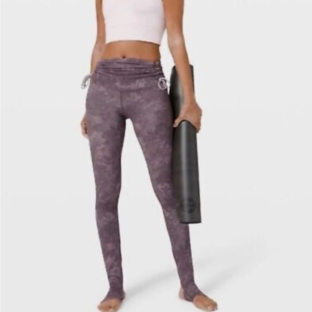 Lululemon Hug your core tight